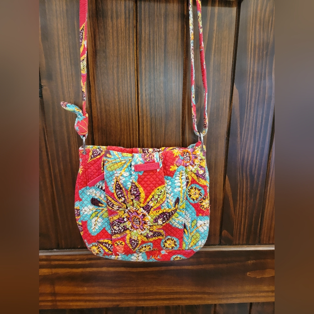 Vera Bradley Hadley Crossbody in Rumba pattern. - Picture 13 of 13